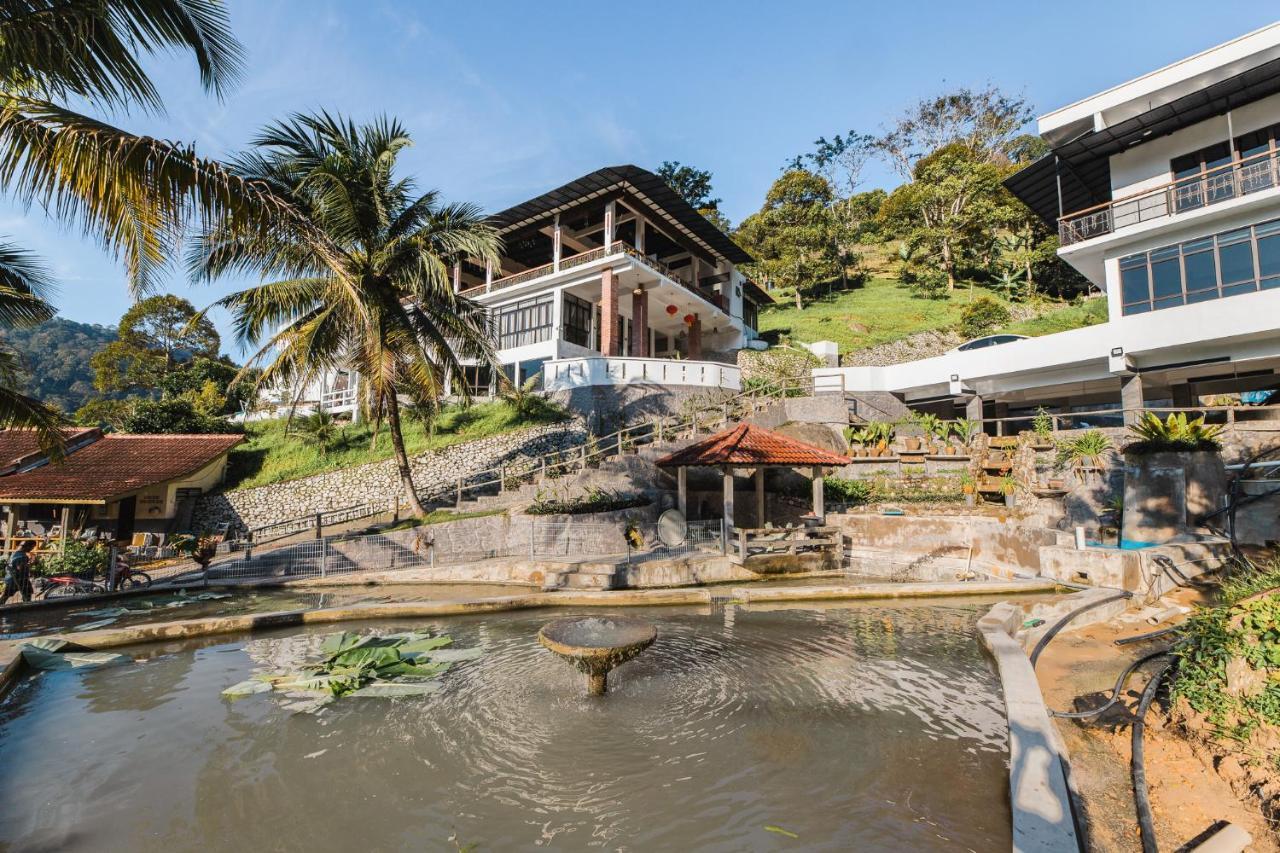 Ellin Forest Karaoke & Pool Resort Bukit Tinggi 벤통 외부 사진