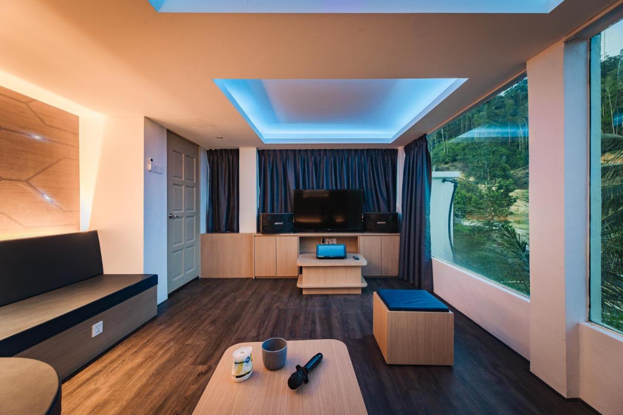 Ellin Forest Karaoke & Pool Resort Bukit Tinggi 벤통 외부 사진