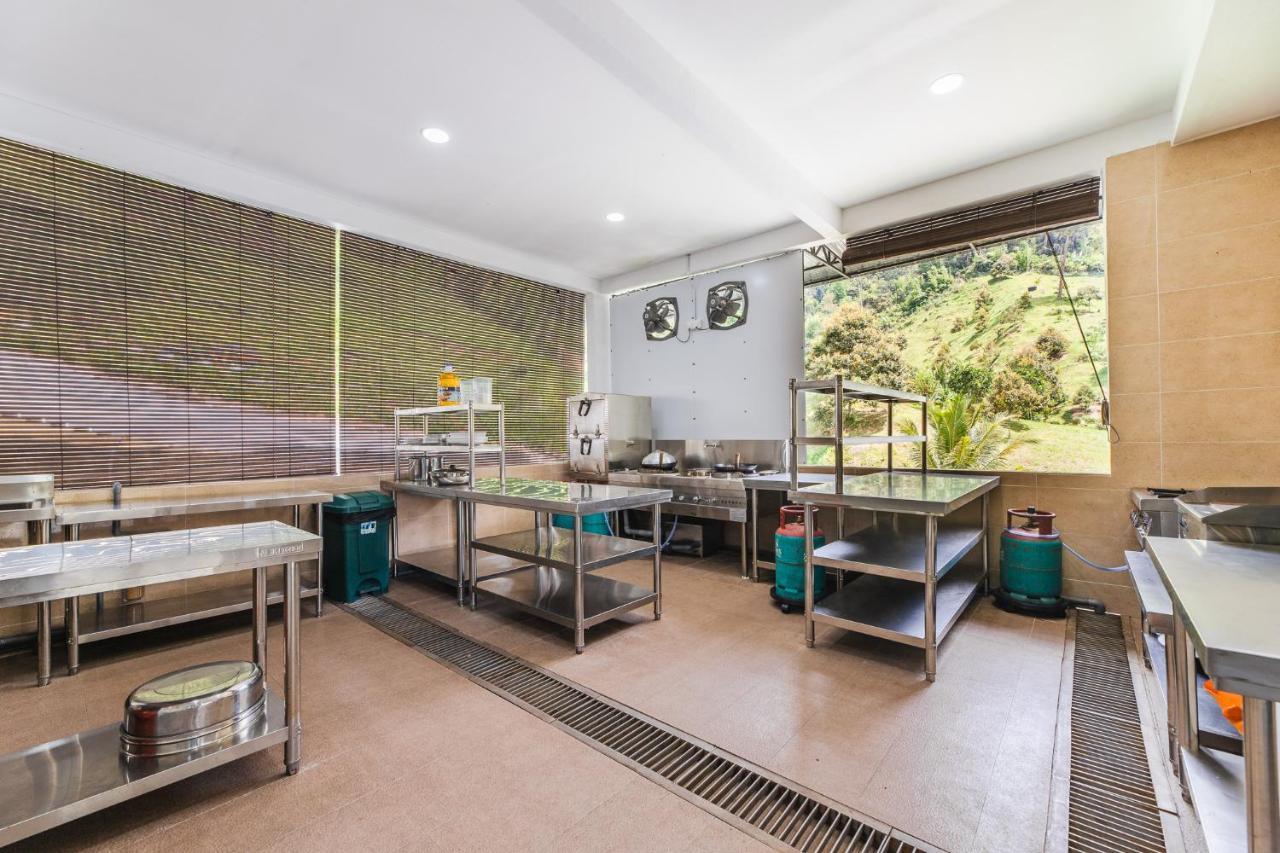 Ellin Forest Karaoke & Pool Resort Bukit Tinggi 벤통 외부 사진